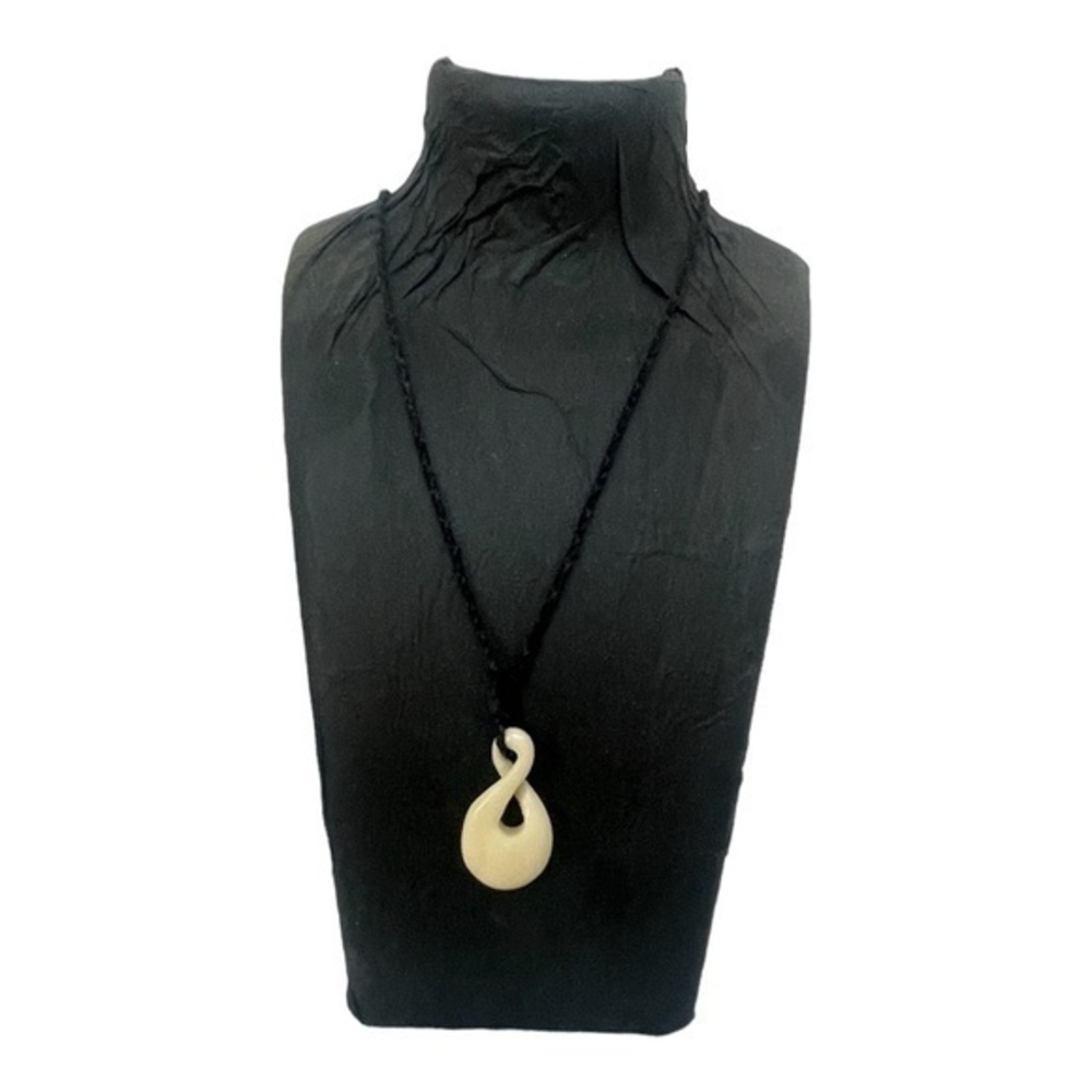 Bone twist eight number pendant Jewellery Necklace 1-1/4" x 3/4"